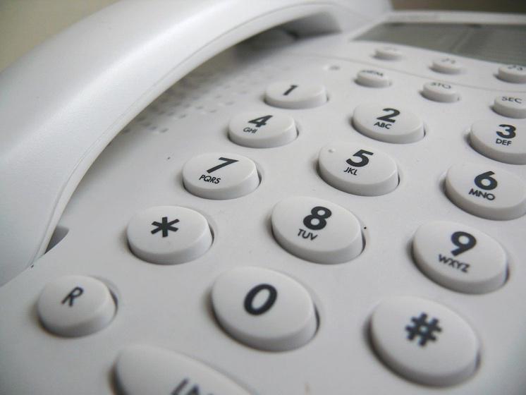 czy używamy telefonów stacjonarnych