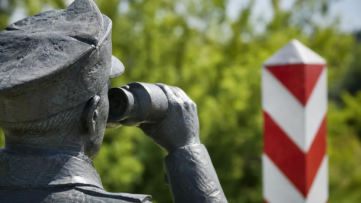 Granica to nie tylko linia na mapie. Młodzież z Lublińca poznawała służbę