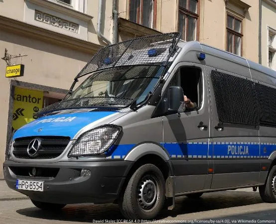 Debaty z seniorami w Boronowie – policja radzi jak unikać oszustw i być bezpiecznym na drodze