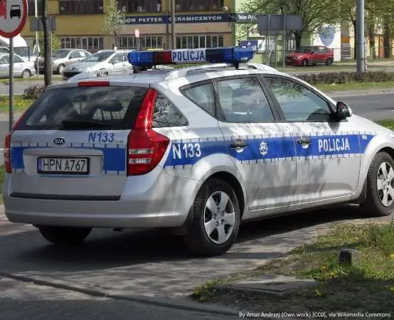 Hulajnoga elektryczna w Lublińcu - jak jeździć legalnie i bezpiecznie