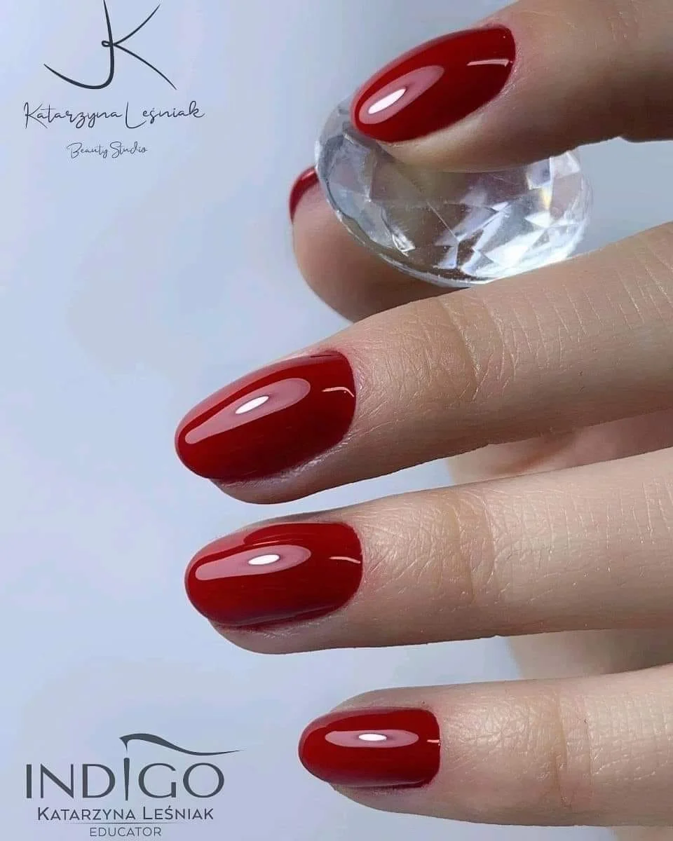 Grafika promocyjna wydarzenia Podstawowe szkolenie z manicure hybrydowego i obsługi frezarki