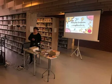 W Lubitece komiksy i japońskie figurki - ferie Warsztatów Terapii Zajęciowej zamieniły się w małą podróż