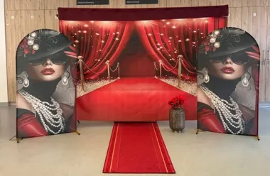 Poczuj się jak gwiazda w Lubitece - VIPścianka kusi błyskiem