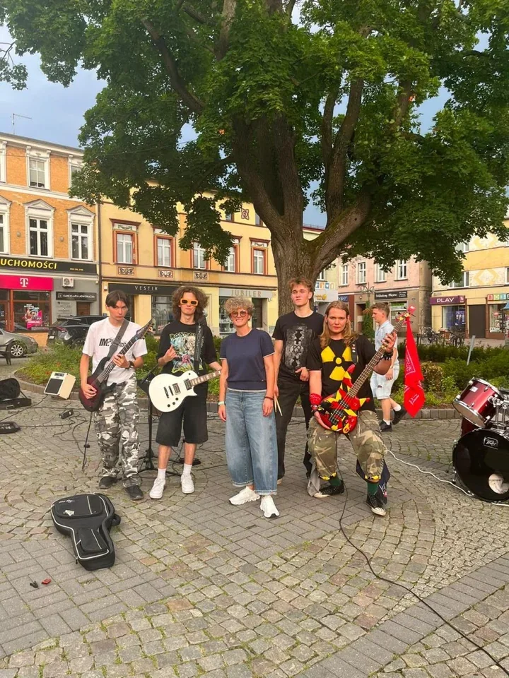Rynek zabrzmiał rockiem. „Muzycznie na Rynku” wraca z kolejnymi koncertami