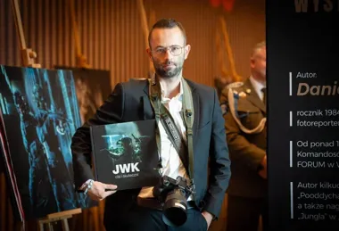 Komandosi JWK na zdjęciach. Wystawa pokazuje służbę poza zasięgiem publiczności