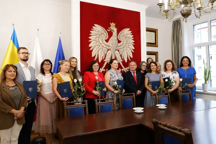 Dwanaścioro nauczycieli otrzymało awans zawodowy w Lublińcu
