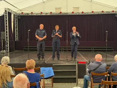 Policjanci w Koszęcinie ostrzegli seniorów przed oszustami