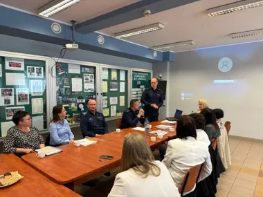 Policja i kuratorzy w Lublińcu sprawdzili, co robić przy nietrzeźwych opiekunach