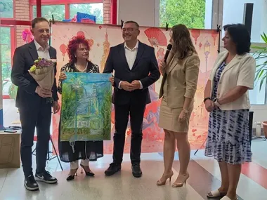Bernadeta Kowalska wystąpiła w Domu Kombatanta. Mieszkańcy dostali sprzęt