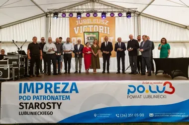 Victoria Strzebiń świętuje 80 lat. Jubileusz miał sport, odznaki i fajerwerki