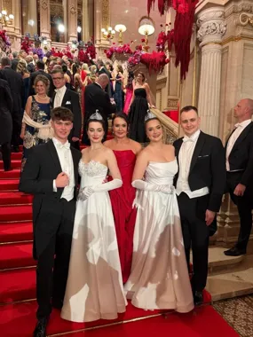 Uczeń z Lublińca zatańczył na Balu Debiutantów w Operze Wiedeńskiej